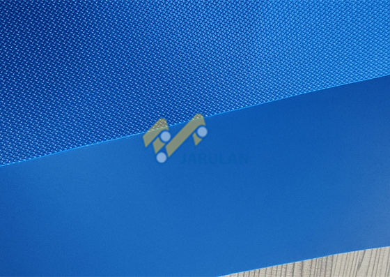 Antibacterial Rice Grain Pattern Conveyor PU Belt Blue Color For Food Industry